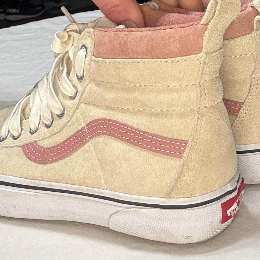 Cream and Pink High-Top Sneakers​ - Picture 6 of 8
